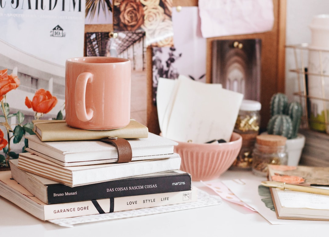 Tijdloos en elegant: alles over de klassieke trouwjurk